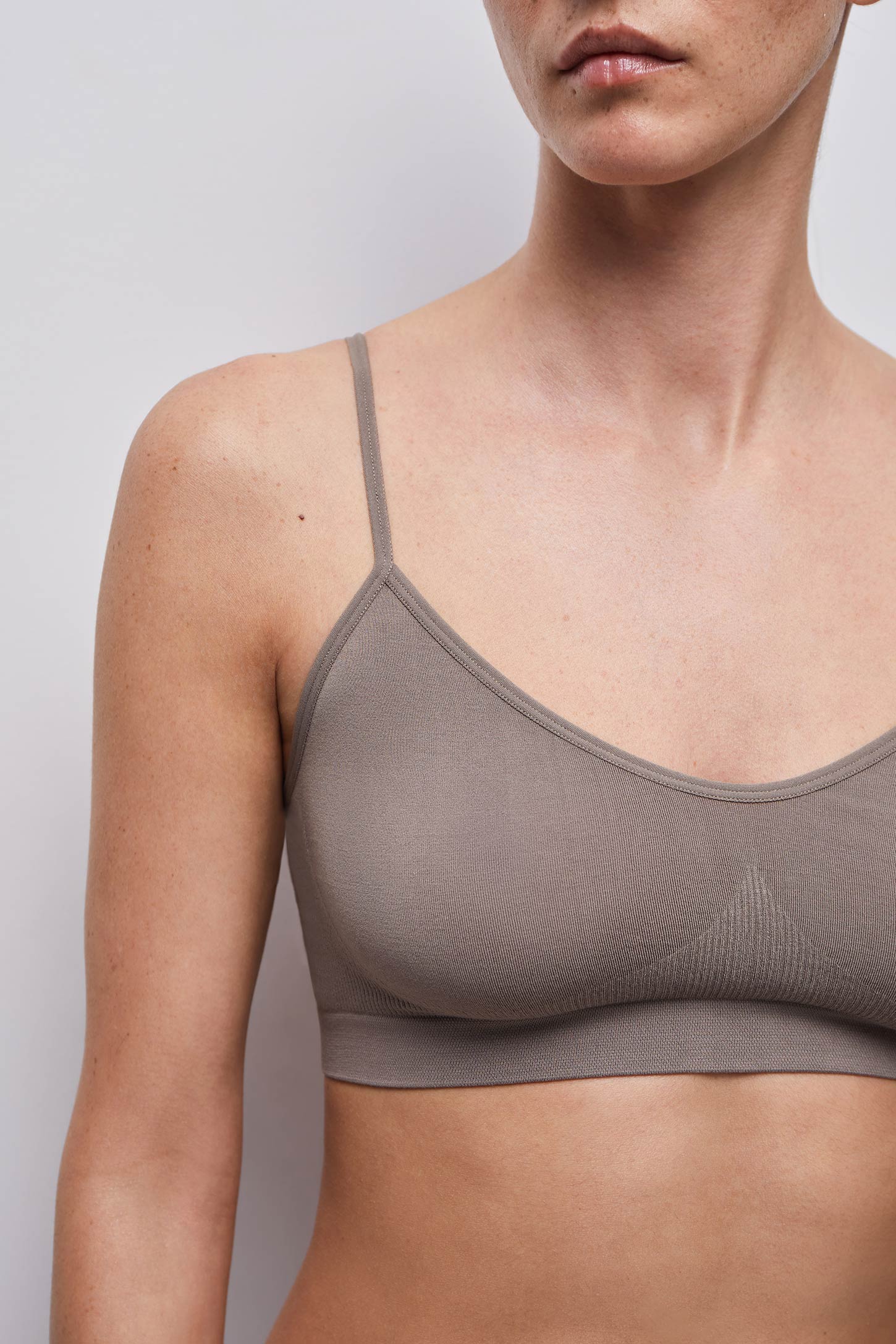 Thin strap bamboo top – фото № 3