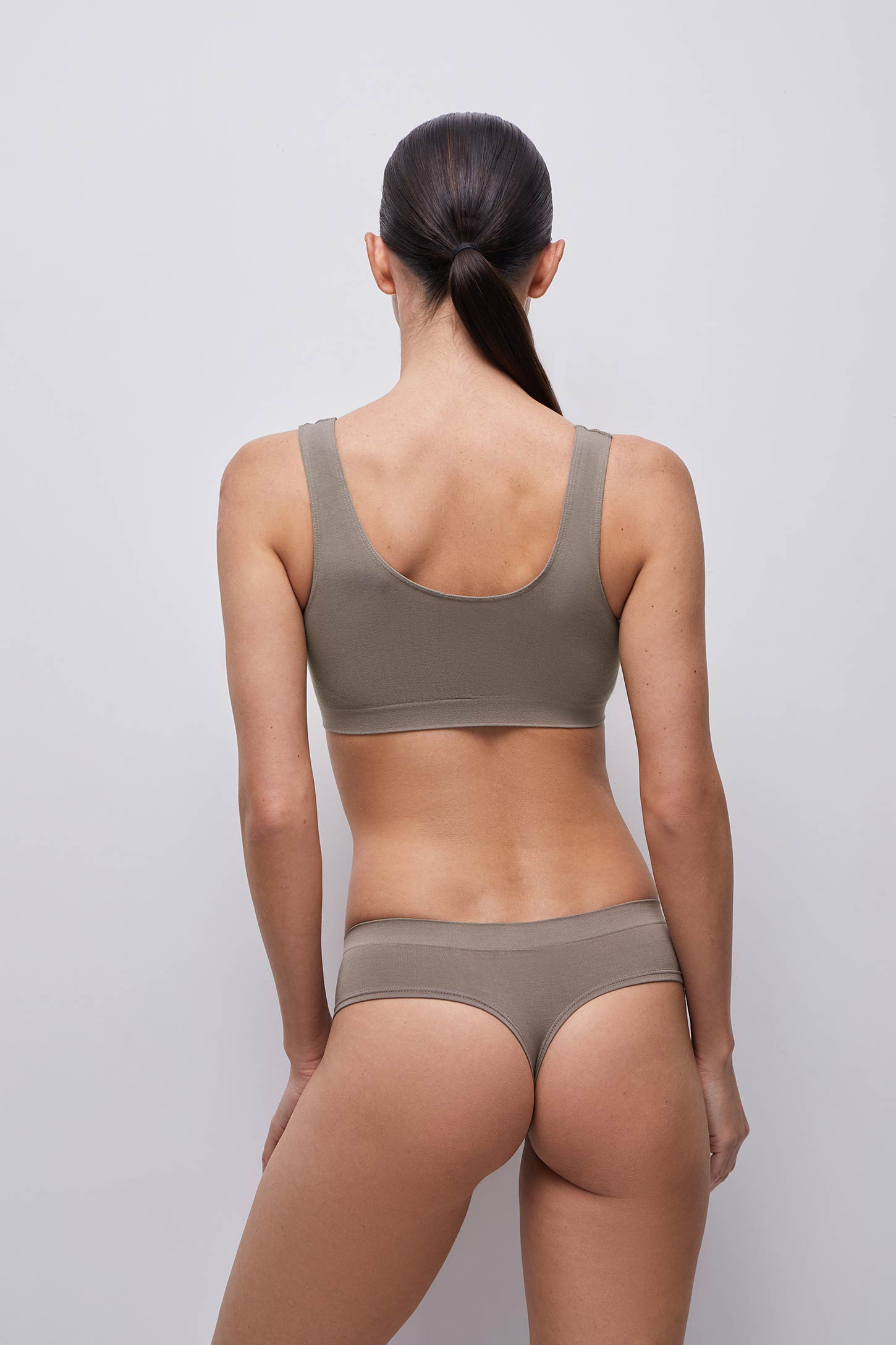 Low waist bamboo thongs – фото № 4