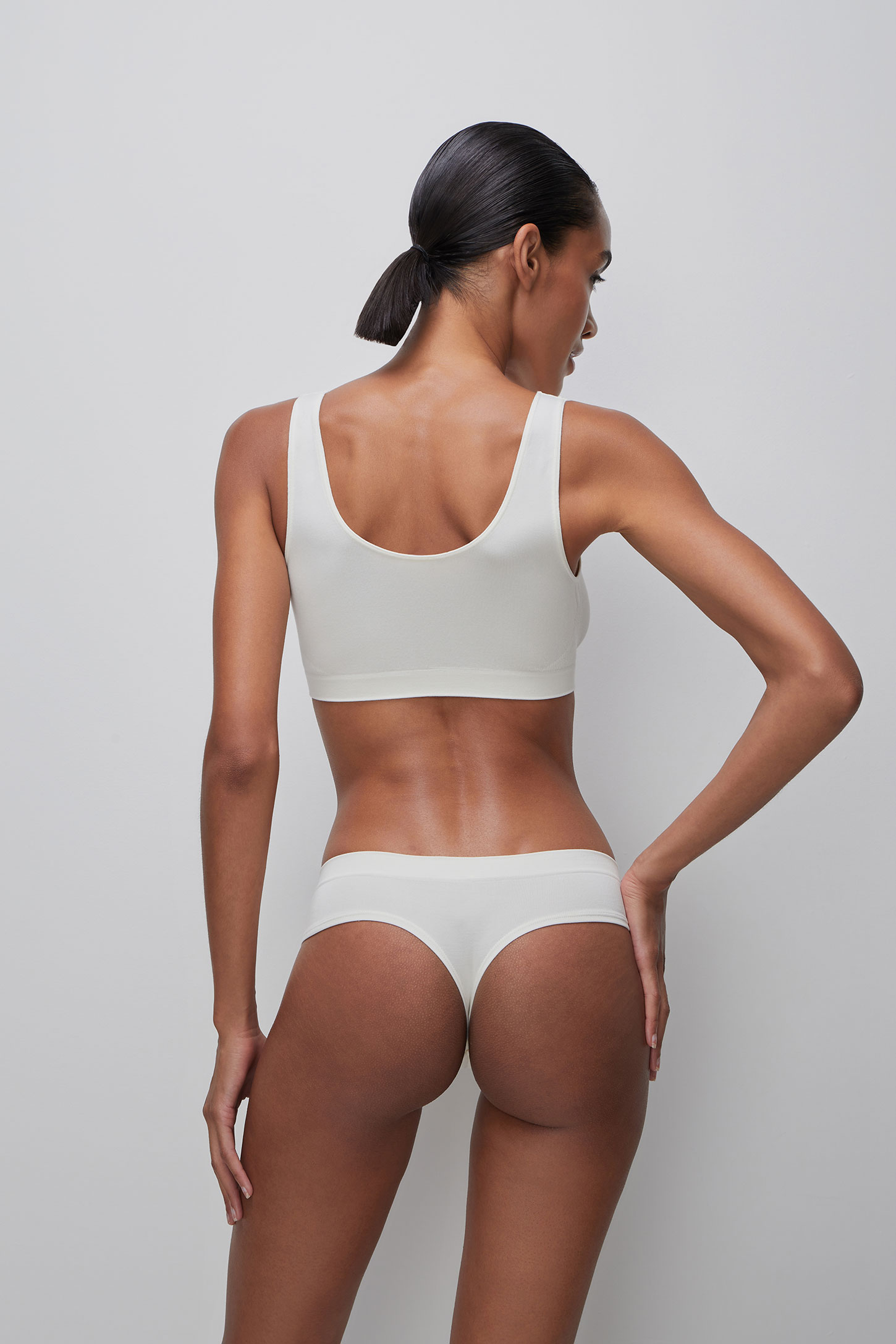 Low waist bamboo thongs – фото № 4